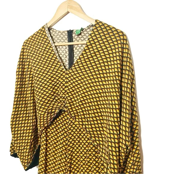 Farm Rio | Patterned Romper - Picture 5 of 7